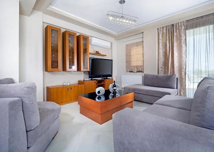 Villa Beach Villas *