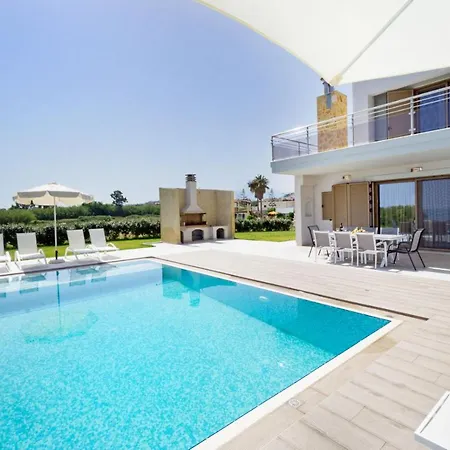 Beach Villas *